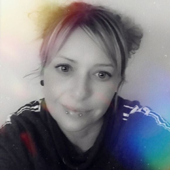 Meet your Posher, Mandy nicole - Picture 1 of 1